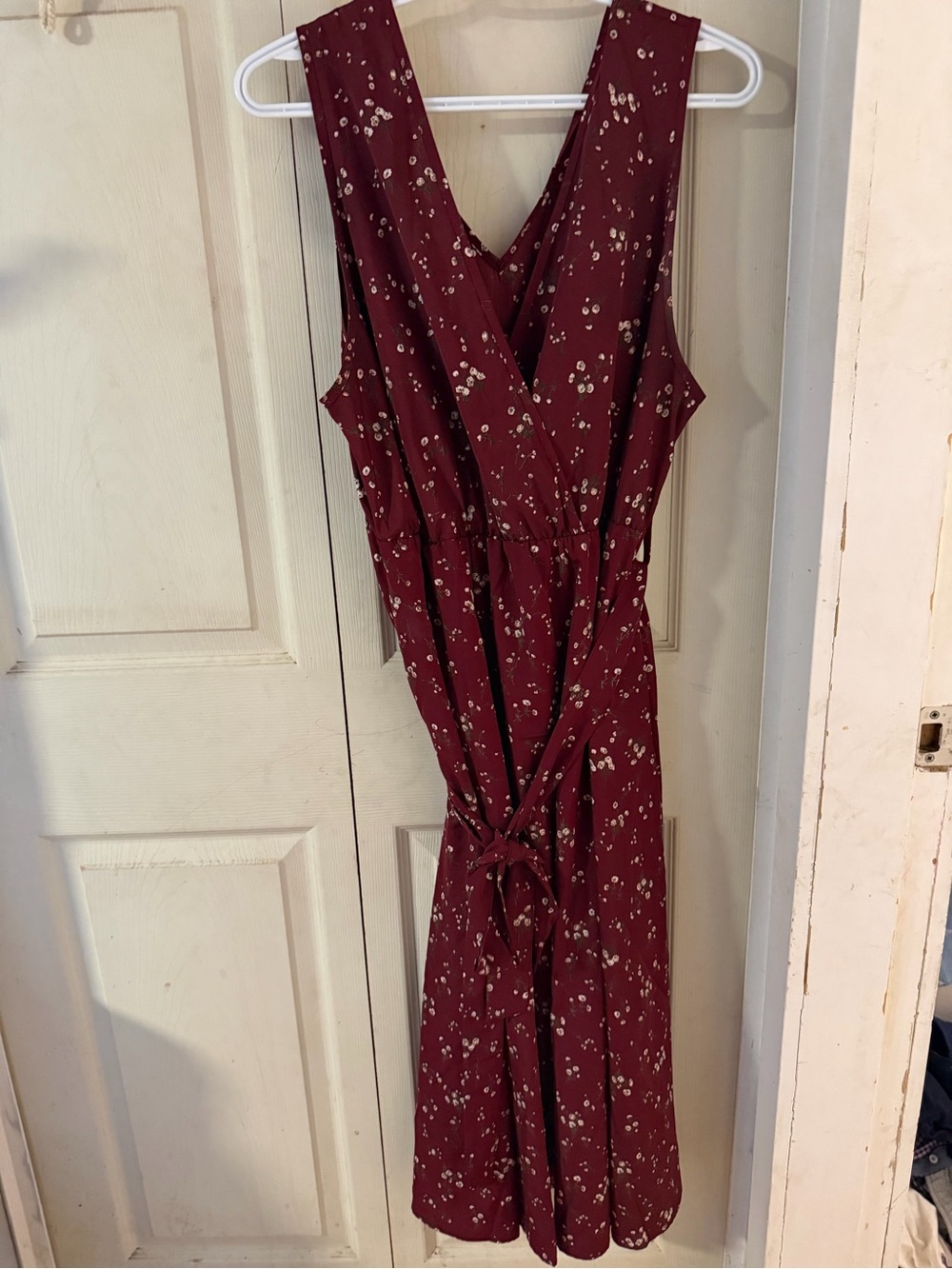 Sleeveless Burgundy Floral Midi Wrap Dress with Tie Waist